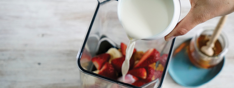 milkshake blender banner