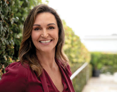 Dr Joanna MacMillan